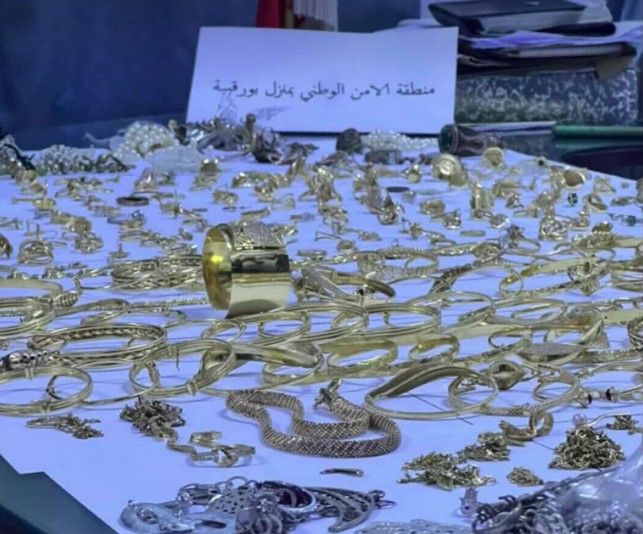 ماطر: القبض على سارق تاجر مجوهرات بقيمة 400 ألف دينار