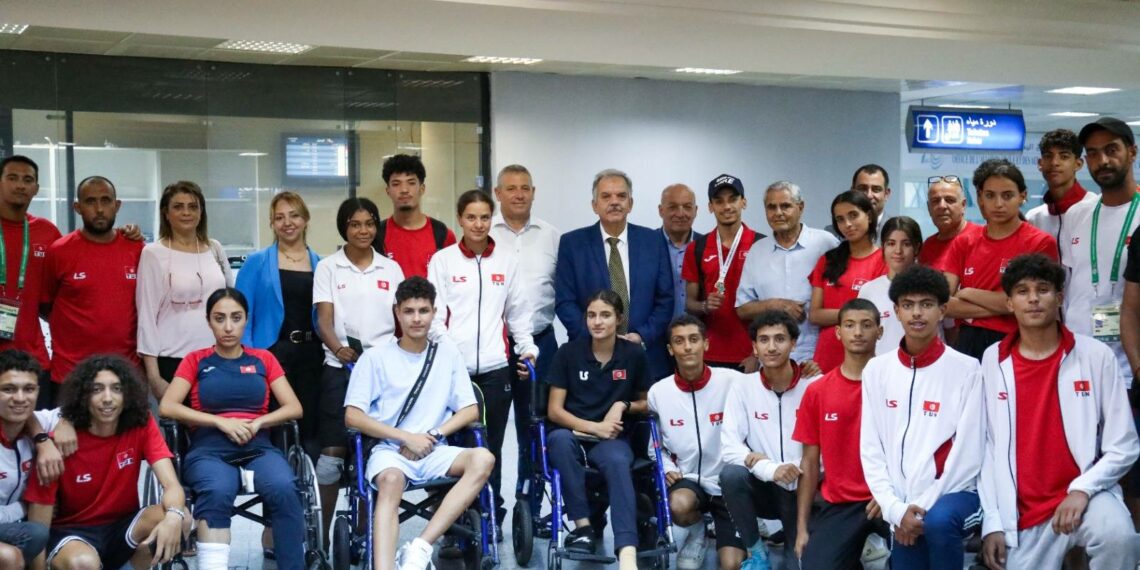 تعرّض عدد منهم لحادث مرور في نيجيريا…وزير الشباب والرياضة يستقبل بعثة منتخب العاب القوى