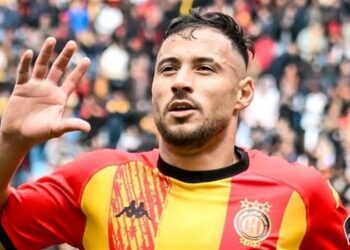 تم إيقافه اليوم بفرنسا: إطلاق سراح الدولي الجزائري يوسف بلايلي