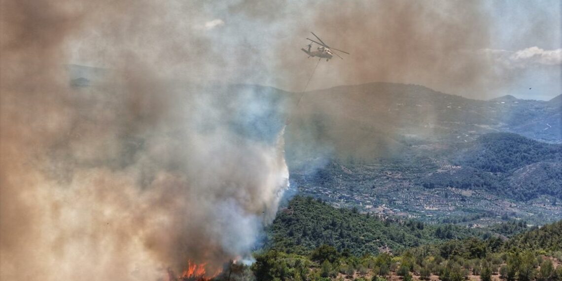 للسيطرة على حرائق اللّاذقية…سوريا تطلب مساعدة عاجلة من الاتحاد الأوروبي