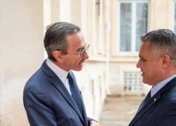 تونس-فرنسا: مكافحة المخدرات ومجالات الحماية المدنية والتعاون اللّامركزي أهم محاور لقاء وزيري داخلية البلدين