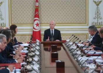 رئيس الجمهورية يشرف على اجتماع مجلس الوزراء