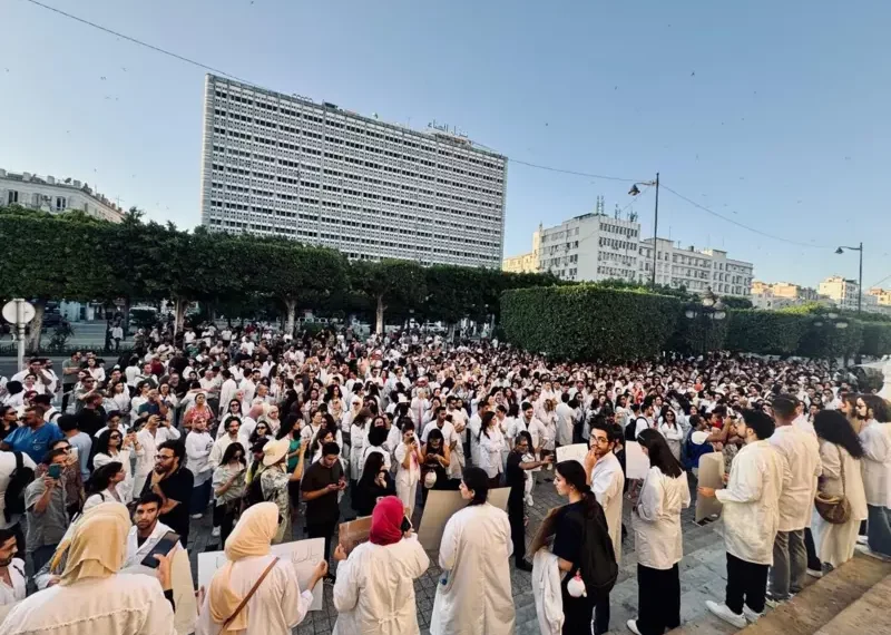 في انتظار نتائج الإجتماع مع سلطة الإشراف…الأطباء الشبّان يعلّقون إضرابهم ويدعون منظوريهم إلى الإلتحاق بمراكز العمل