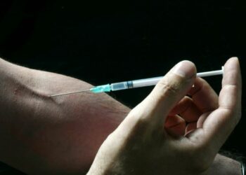 خطير: خمس المراهقين يتعاطون المخدرات عن طريق الحقن