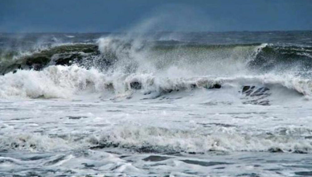 سباحة: الحماية تحذّر من اضطراب البحر حتى وان كان الطقس مشمسا