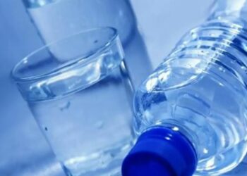 معدّل تكلفة استهلاك التونسي من المياء المعلّبة بين 130 و150 دينار سنويا.