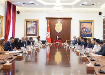 رئاسة الحكومة: مجلس وزاري مضيّق حول مبادرة “الإسكوا” لمقايضة الديون الخارجية مقابل مشاريع إقتصادية وإجتماعية وبيئية