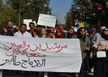 مرشدو التّطبيق والقيّمون المتعاقدون يطالبون بتسويّة وضعياتهم