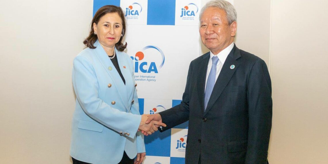 رئيسة الحكومة تعرض على رئيس الوكالة اليابانية للتعاون الدولي مشاريع كبرى للتنفيذ