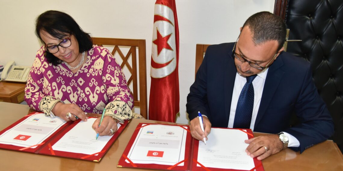 لتسهيل ابناء العائلات المعوزة على الكتب…اتفاقية بين التضامن الاجتماعي والمركز البيداغوجي
