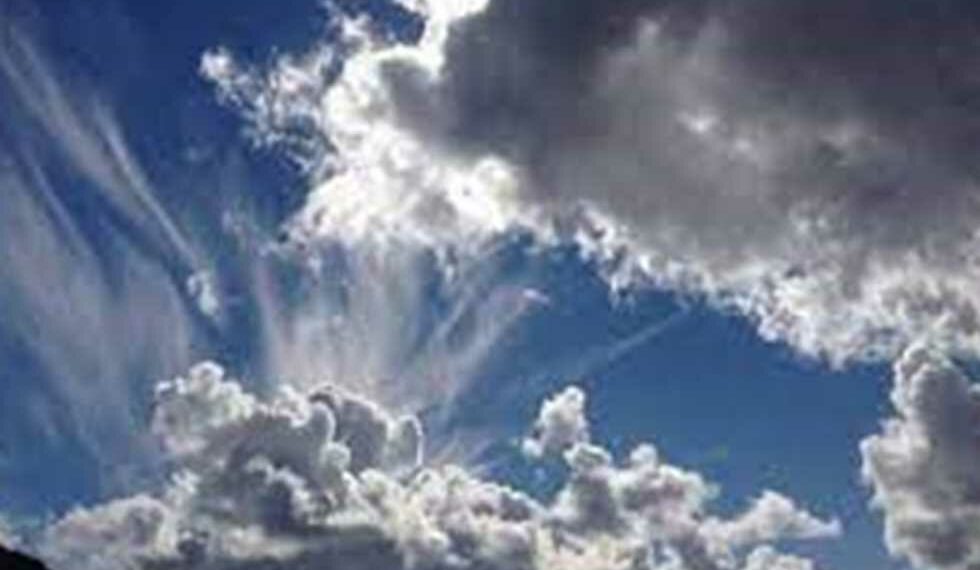 الطقس الليلة: أمطار بالمناطق الغربية للوسط والجنوب والحرارة بين 24 و32 درجة