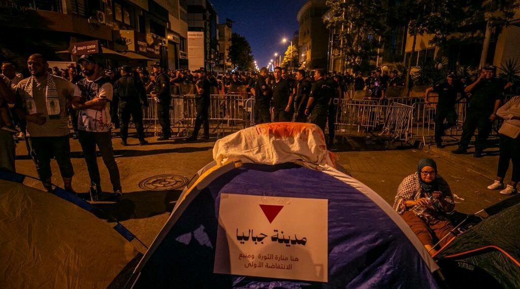 تونس:الاعتصام امام السفارة الاميركية متواصل