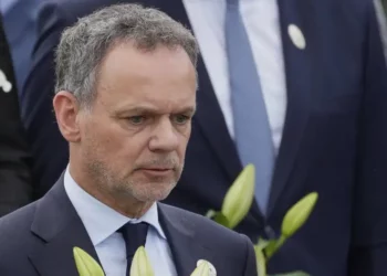 هولندا: فوضى سياسية بسبب استقالة وزير الخارجية من أجل غزة