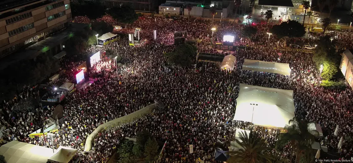 اسرائيل: مظاهرات حاشدة للمطالبة بوقف الحرب على غزة وإطلاق الرهائن