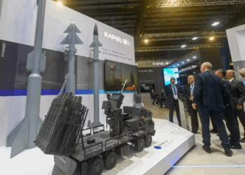 هولاندا :منع إسرائيل من المشاركة في معرض دفاعي