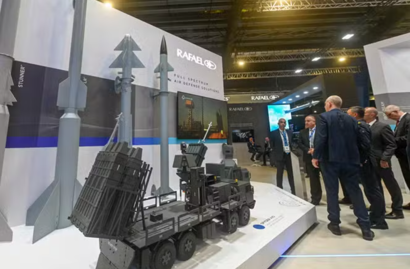 هولاندا :منع إسرائيل من المشاركة في معرض دفاعي