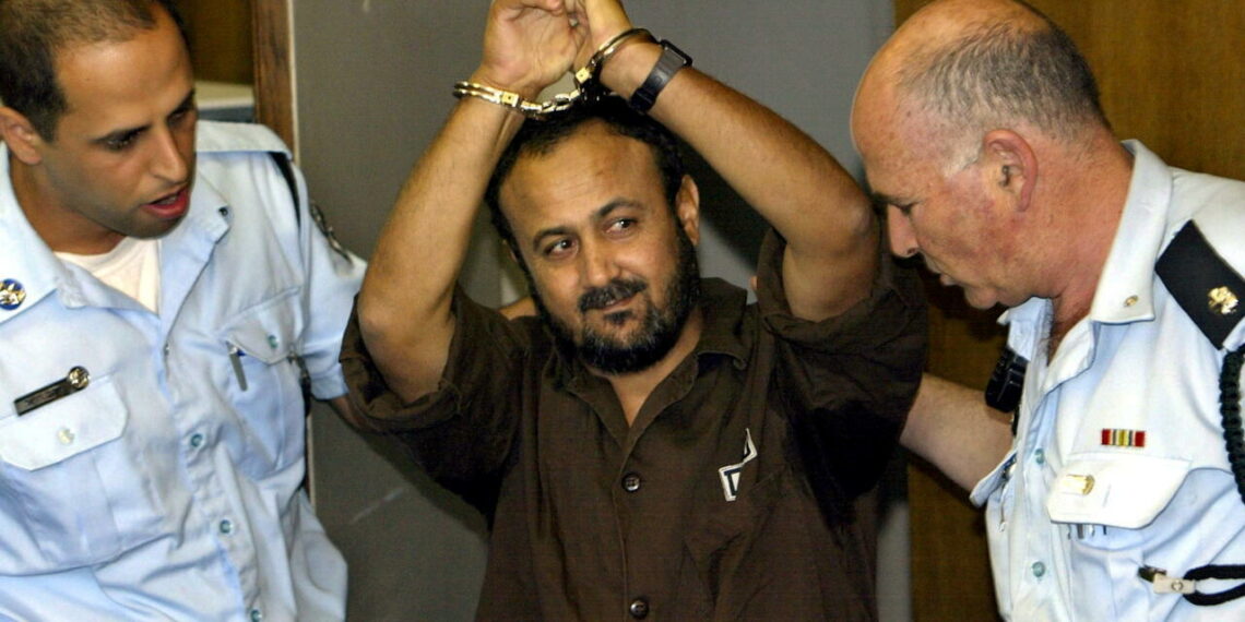 بن غفير اقتحم زنزانته وهدده: الخارجية الفلسطينية تحمّل حكومة الاحتلال مسؤولية حياة الأسير مروان البرغوثي