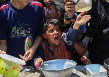 غزة-مباشر: ارتفاع حصلية شهداء التّجويع إلى 251 حالة من بينهم 108 أطفال