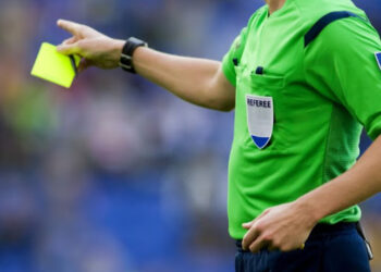 كرة القدم-الرابطة الأولى: حكّام الجولة الافتتاحية للجولة الأولى