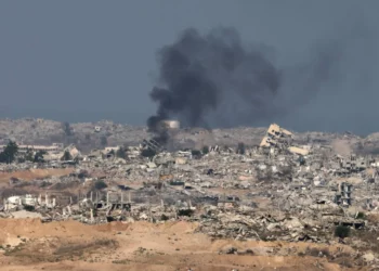 وزير الدفاع الاسرائيلي : “غزة تحترق واسرائيل لن تتراخى أو تتراجع”