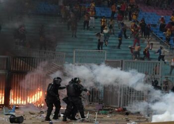 العنف في الملاعب: قرارات لمكافحة الظاهرة وإجراءات رادعة ضد المتسببين