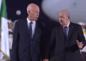 بدعوة من الرئيس الجزائري : قيس سعيّد يحل بالعاصمة الجزائرية