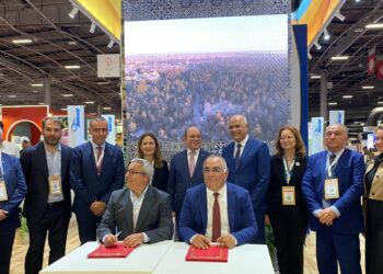 سياحة: توقيع اتفاقية شراكة بين الديوان الوطني للسياحة  و”ترسافيا فرنسا” لماصلة دعم الرّبط الجوّي توزر-باريس