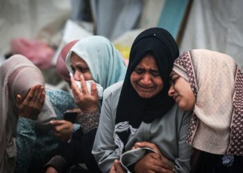 غزة-مباشر: استشاد 100 شخص في المجازر الاسرائلية اليوم