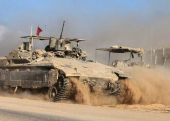 غزة-مباشر: جيش الإحتلال يعلن بدء عمليته “الموسّعة”بعد ليلة من القصف الكثيف