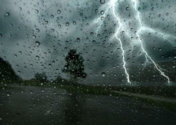 القصرين: لجنة مجابهة الكوارث تقرر تعليق الدّروس تحسّبا للتقلّابات الجوية