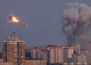 استعملت 805 مسيّرات: روسيا تشنّ أعنف هجهوم جويّ على كييف