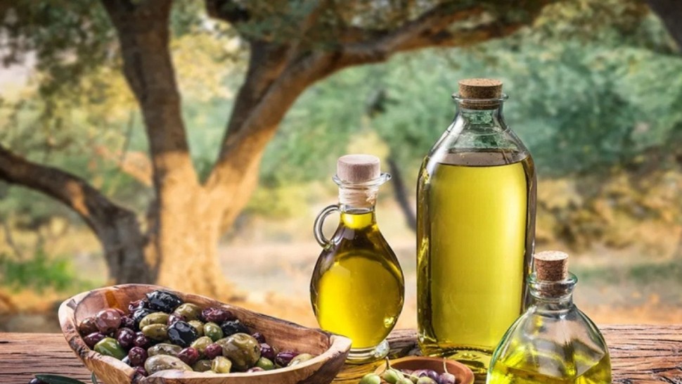 زيت الزيتون:تراجع عائدات الصادرات بنسبة 29،5 بالمائة