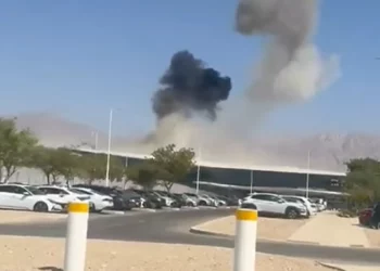 مسيّرة يمنيّة على مطار “رامون”: تحطّم قاعة الوصول وإصابة 8 اسرائيليين