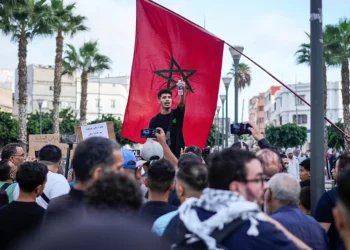 المغرب: شخصيات مغربية تدعو الملك الى إطلاق إصلاحات عميقة