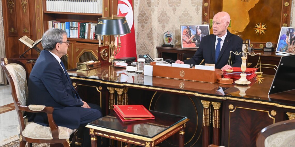 رئيس الجمهورية يؤكّد على دور البنك المركزي في دعم الإقتصاد الوطني