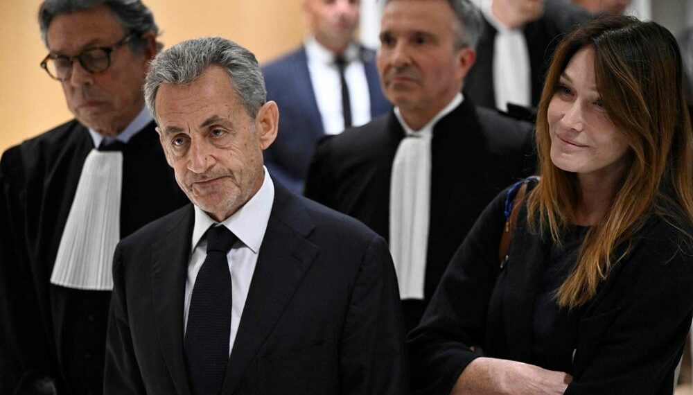 21 أكتوبر: ساركوزي يبدأ عقوبة السجن 5 سنوات