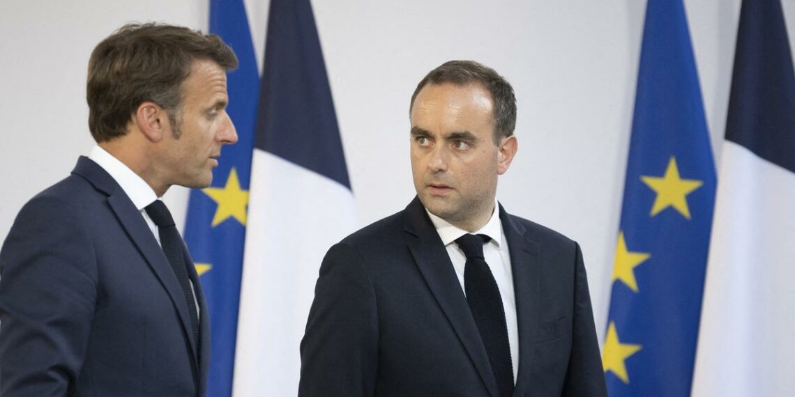 فرنسا: ماكرون يعيد تعين لوكورنو رئيسا للوزراء ويكلّفه بتشكليل حكومة جديدة