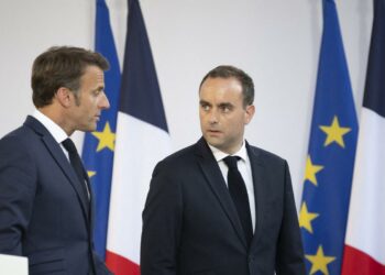 فرنسا: ماكرون يعيد تعين لوكورنو رئيسا للوزراء ويكلّفه بتشكليل حكومة جديدة