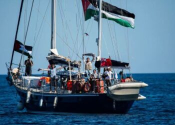 إسرائيل تهاجم أسطول الحرية بالمياه الدولية وتحتجز سفنه