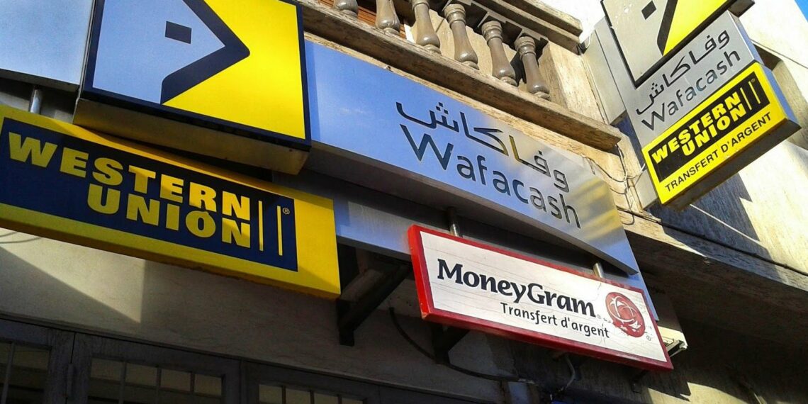 اقتصاد: تحويلات التونسيين بالخارج بلغت 6.5 مليار دينار إلى موفى سبتمبر 2025