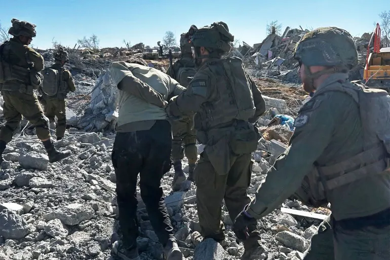 جيش الإحتلال يعلن وفاة أكثر من 30 مقاوما محاصرا بأنفاق رفح