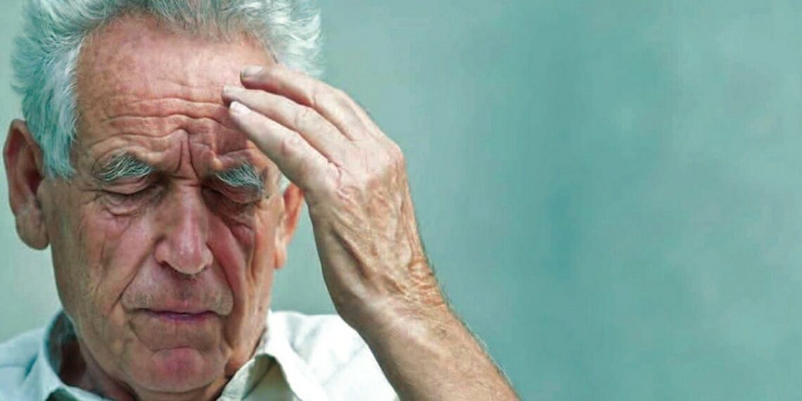 مختصة تحذّر وتوصي: تجنّب هذه العادات يقيك من “الزهايمر”