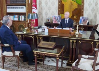 في لقائه بوزير الرياضة: رئيس الجمهورية “يجب الإحاطة بالفرق الرياضية الصّغيرة، وما هي بالصغيرة، ودعمها فهي تعجّ بالمواهب”