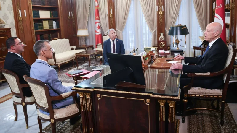 رئيس الجمهورية: “الدّولة التونسيّة لا تريد التنكيل بأحد لكن لن تترك دون مساءلة من يُريد التنكيل بالشّعب التّونسي”
