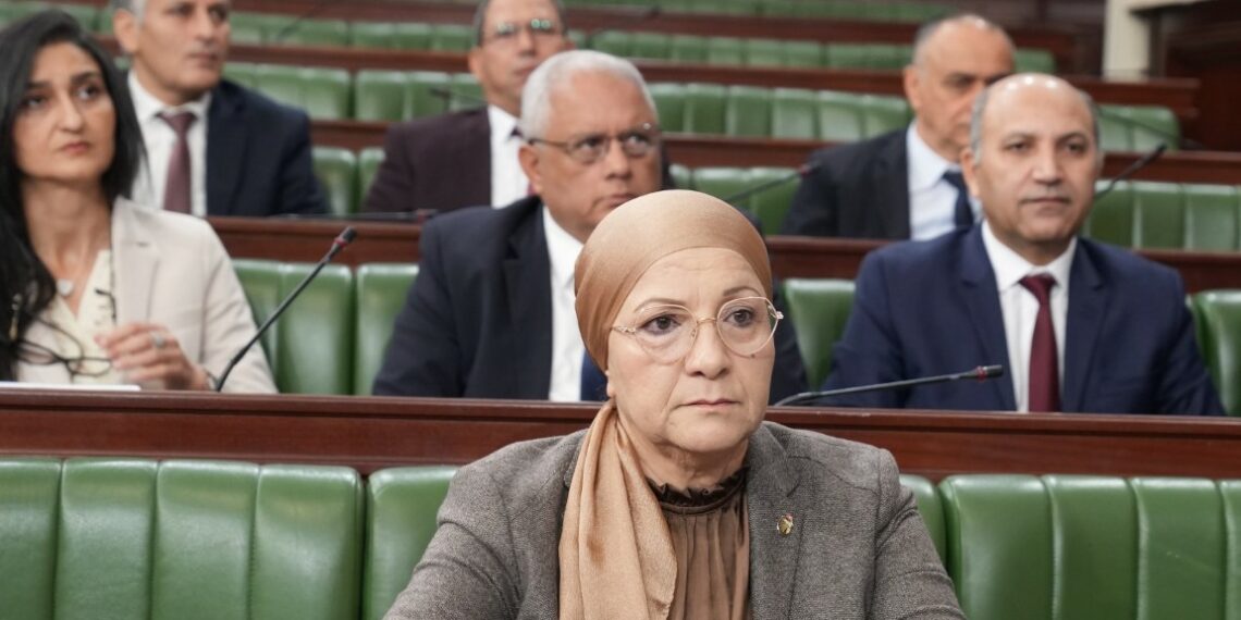 خلال مناقشة ميزانية الوزارة: وزيرة العدل تنفي دخول أي سجين في إضراب جوع وحشي