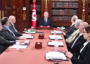 رئيس الدّولة يؤكد متابعته الوضع في قابس مشيدا “بموقف الأهالي وما أظهروه من وعي للحفاظ على السّلم الأهليّة والتصدّي لكلّ من يحاول تأجيج الأوضاع”