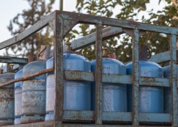 الكاف: دعوة إلى الإسراع في توفير قوارير الغاز المنزلي بالكميات الكافية