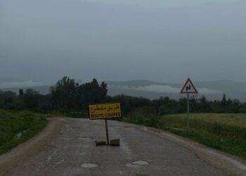 بسبب الأمطار: إنقطاع الطريق غير المرقمة على مستوى وادي الرغاي