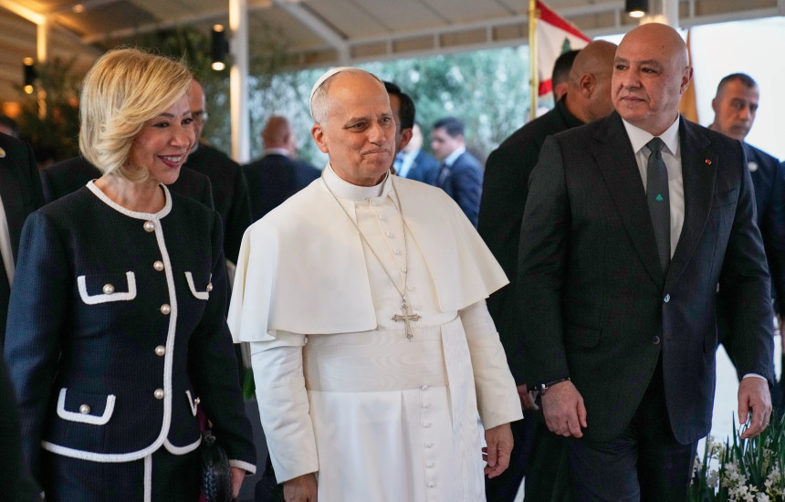 جوزيف عون مرحّبا بالبابا: باقون ولن نموت ولن نرحل ولن نستسلم