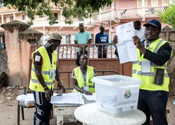 ضباط يعلنون عزل الرئيس في غينيا بيساو والسيطرة على السلطة